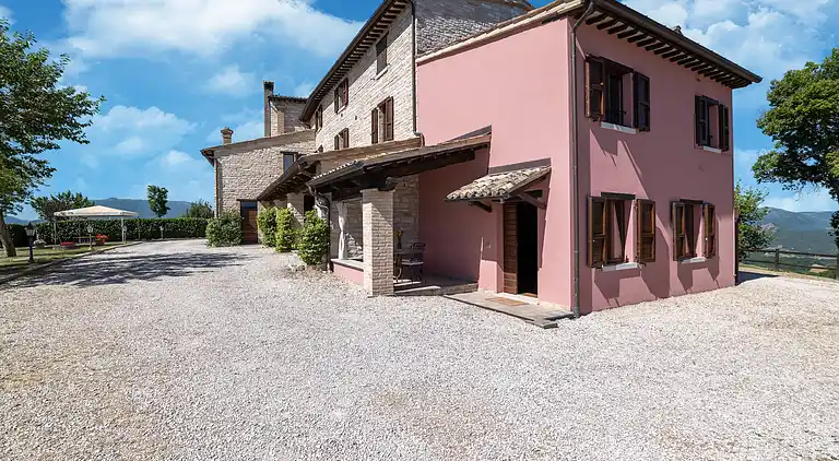 Farm house in Cagli