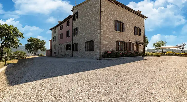 Farm house in Cagli