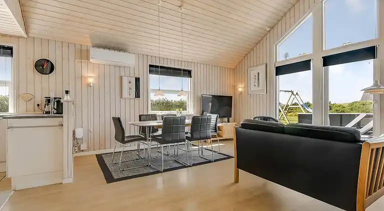 Sommerhus ved Vrist Strand