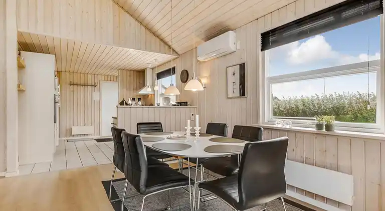 Sommerhus ved Vrist Strand