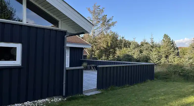 Dejligt  sommerhus tæt på stranden