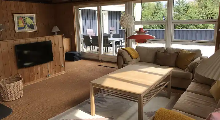 Dejligt  sommerhus tæt på stranden