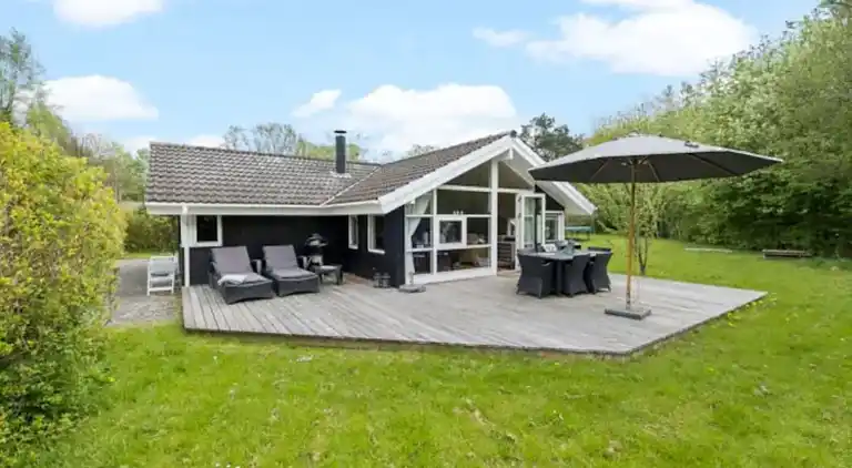 Gemütliches Ferienhaus nur 200 m vom Strand