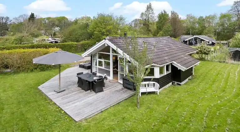 Gemütliches Ferienhaus nur 200 m vom Strand