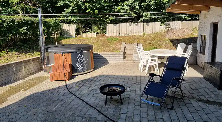 Nyd dette charmerende byhus tæt på vandet