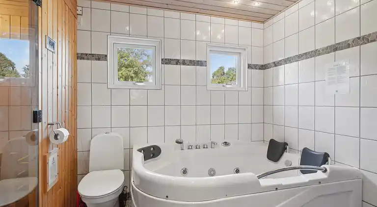 Dejligt sommerhus med kig til Limfjorden