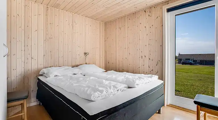 Stort familiehus med smuk udsigt over Venø bugt