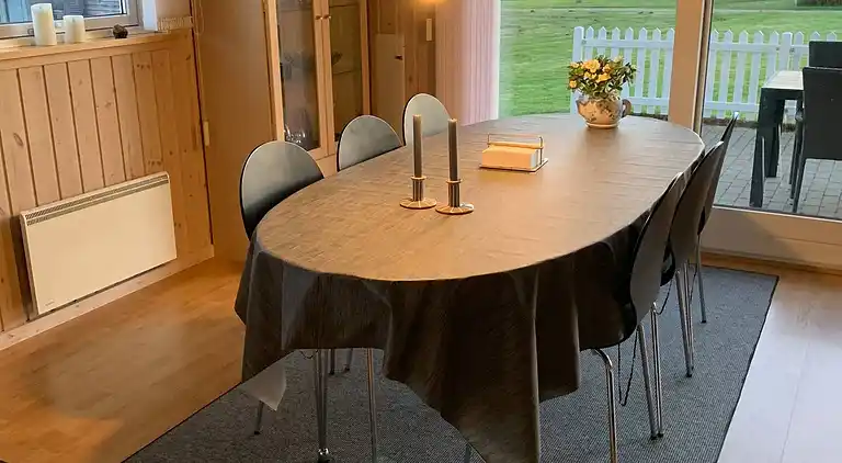 Stort familiehus med smuk udsigt over Venø bugt