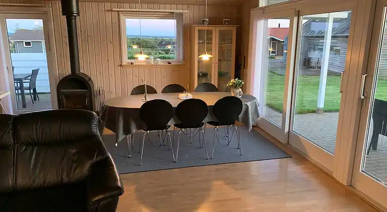 Stort familiehus med smuk udsigt over Venø bugt