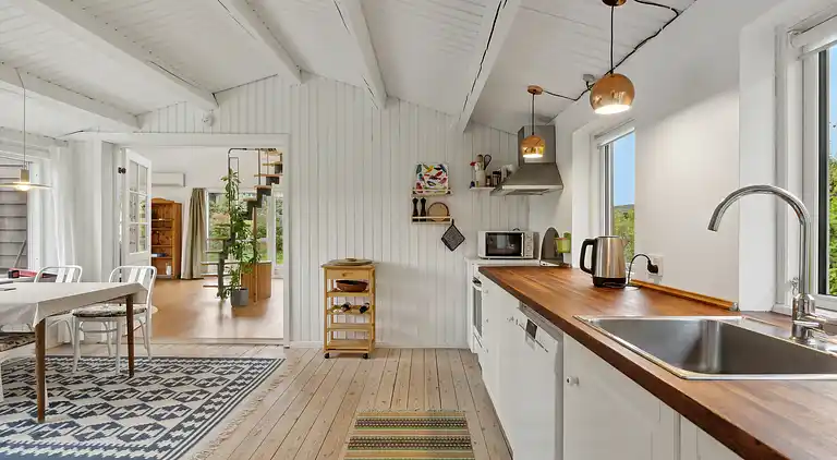 Familienfreundliches Haus mit Blick auf den Fjord