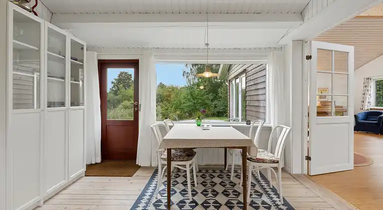 Familienfreundliches Haus mit Blick auf den Fjord