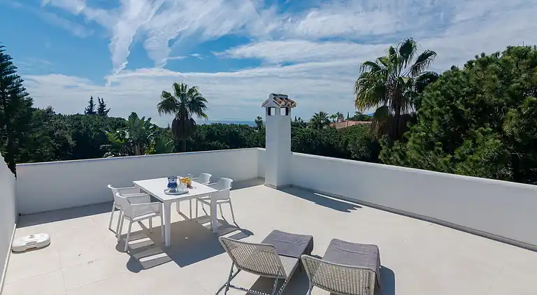 GREAT VILLA NEAR BEACH &amp; MARBELLA