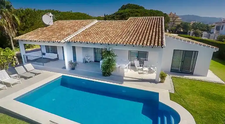 GREAT VILLA NEAR BEACH &amp; MARBELLA
