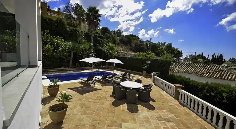 Villa exquise près plage. Pisc. chaufee*