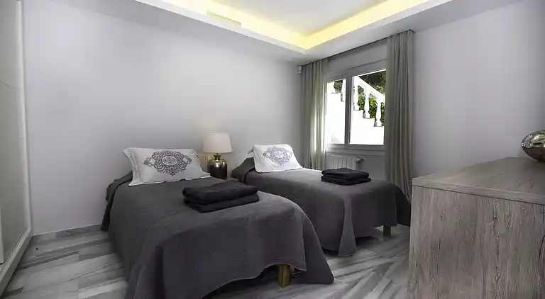 Villa exquise près plage. Pisc. chaufee*