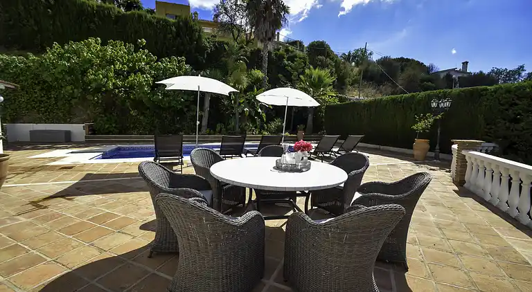 Villa exquise près plage. Pisc. chaufee*