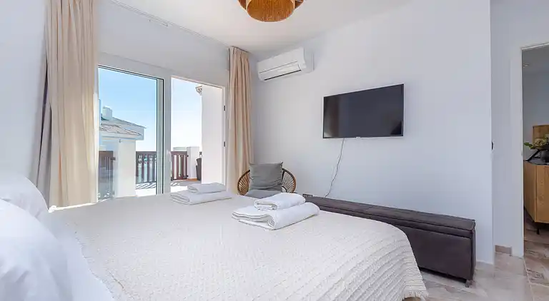 FRONT LINE GOLF APARTMENT.PUERTO BANUS