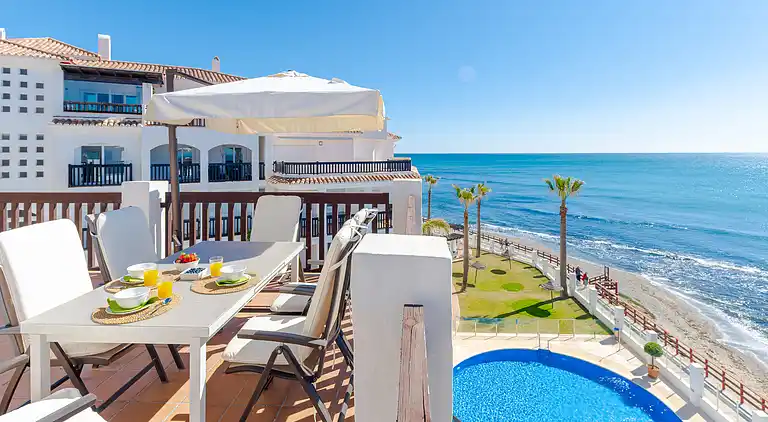 FRONT LINE GOLF APARTMENT.PUERTO BANUS