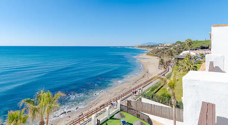 FRONT LINE GOLF APARTMENT.PUERTO BANUS