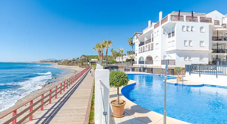 FRONT LINE GOLF APARTMENT.PUERTO BANUS