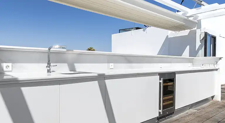 BREATH TAKING FRONT LINE BEACH VILLA