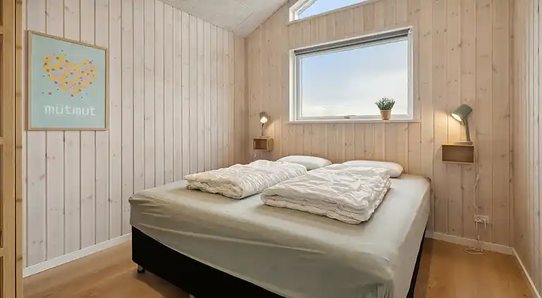 Dejligt nybygget sommerhus tæt på havet