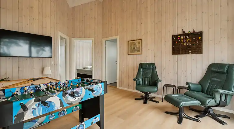 Dejligt nybygget sommerhus tæt på havet