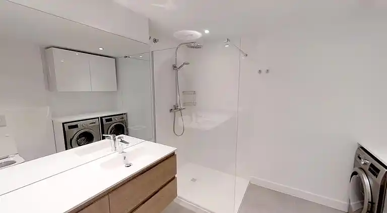 MODERNE LEJLIGHED NÆR PUERTO BANUS