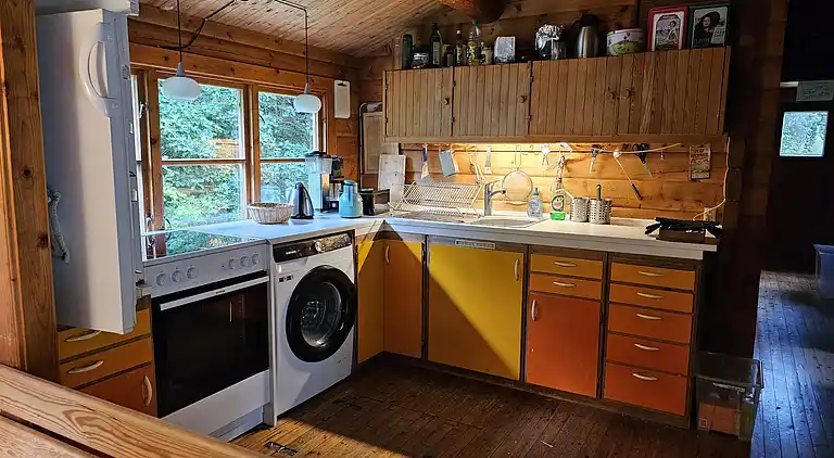 Charmantes, älteres Ferienhaus in der Natur