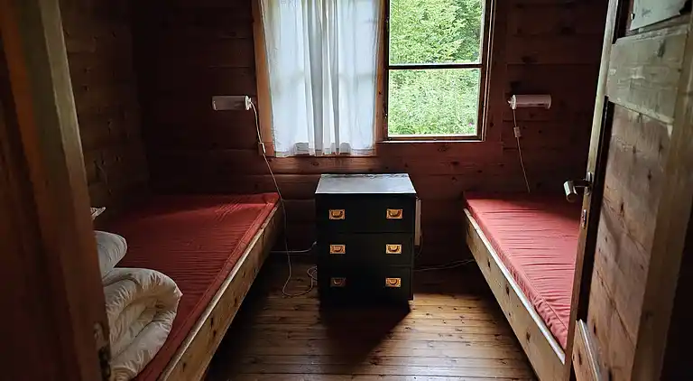 Charmantes, älteres Ferienhaus in der Natur