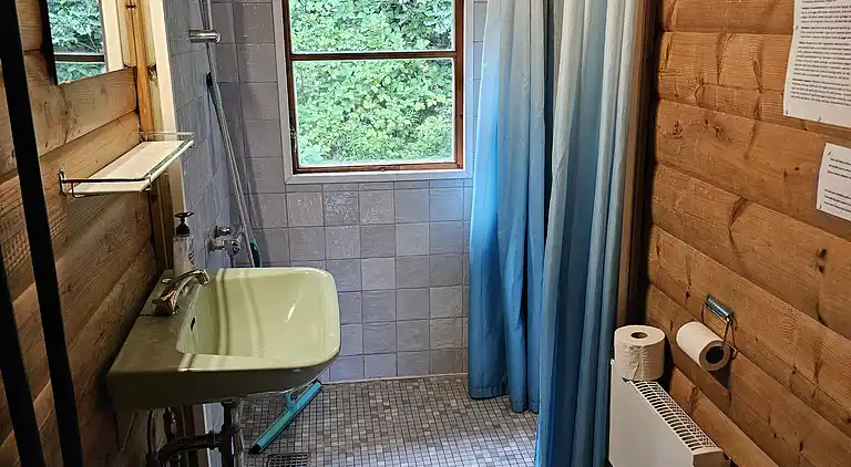 Charmantes, älteres Ferienhaus in der Natur