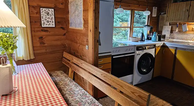 Charmantes, älteres Ferienhaus in der Natur