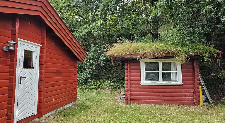 Charmantes, älteres Ferienhaus in der Natur