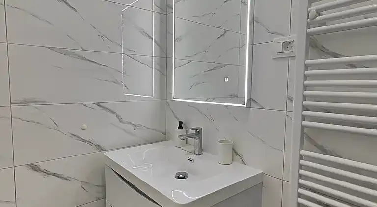 One bedroom apartment near beach Metajna, Pag (A-6486-e)