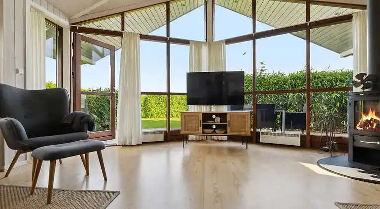 Velindrettet sommerhus ved Skovmose på Als