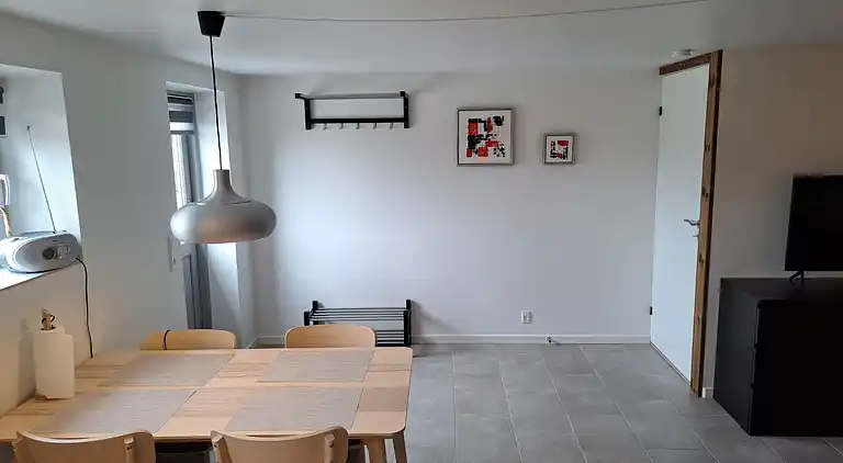 Idyllisk landlejlighed med alt forbrug inkluderet