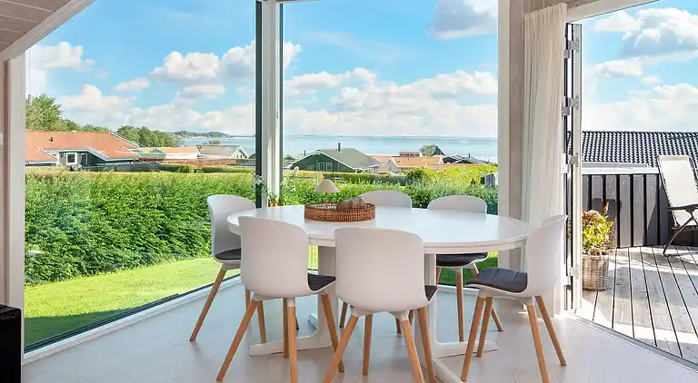 Sommerhus ved Grønninghoved Strand