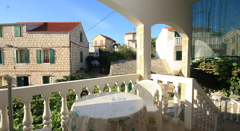 1-Zimmer-Ferienwohnung am Strand Rukavac, Vis (A-1154-a)