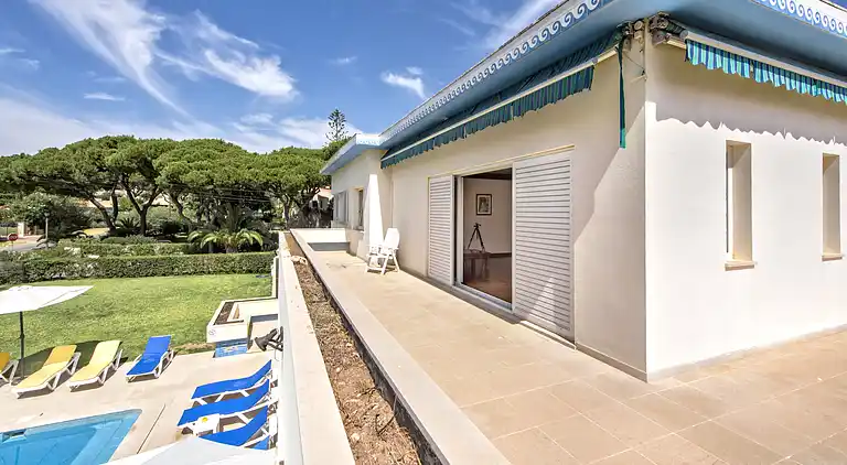 Große Villa mit privatem Pool, in der Nähe von