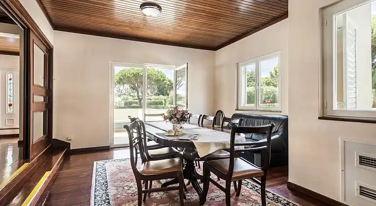 Große Villa mit privatem Pool, in der Nähe von