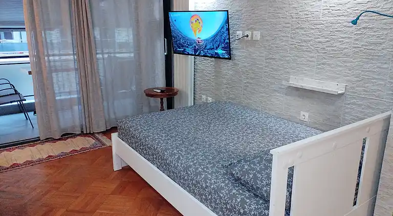 Seafront Apartment With Sea View YR11