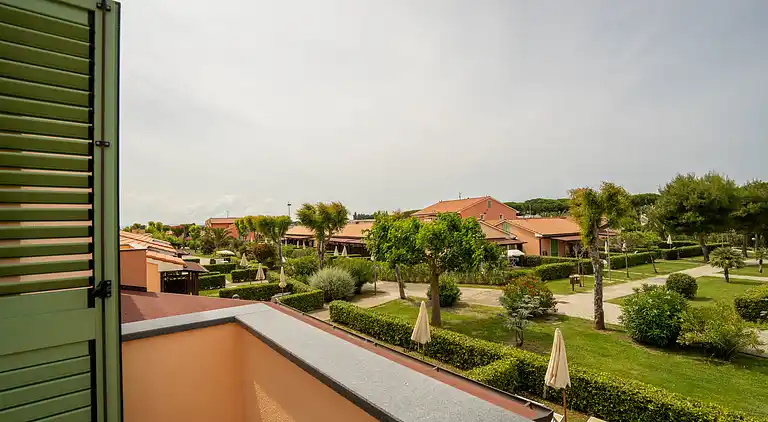 Residence in Tuscany, a few meters from the sea …