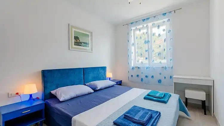 Apartment in Kaštel Gomilica