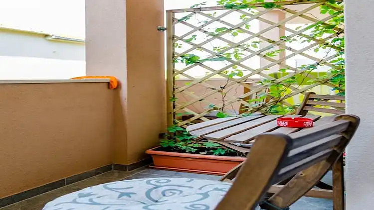 Apartment in Kaštel Gomilica