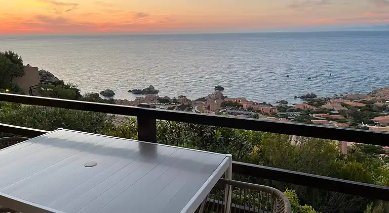 Villa L'incantu, Costa Paradiso, Meerblick