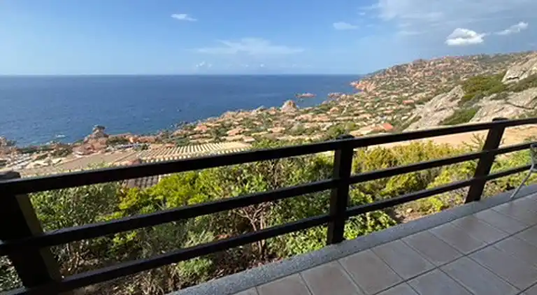 Villa L'incantu, Costa Paradiso, Meerblick