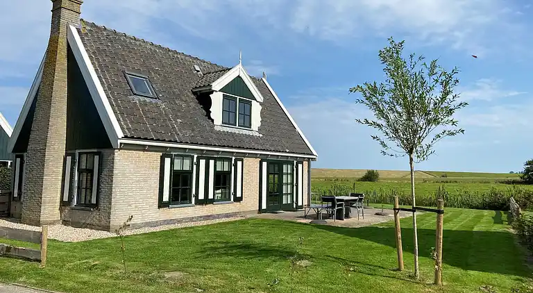 Villa in Hippolytushoef