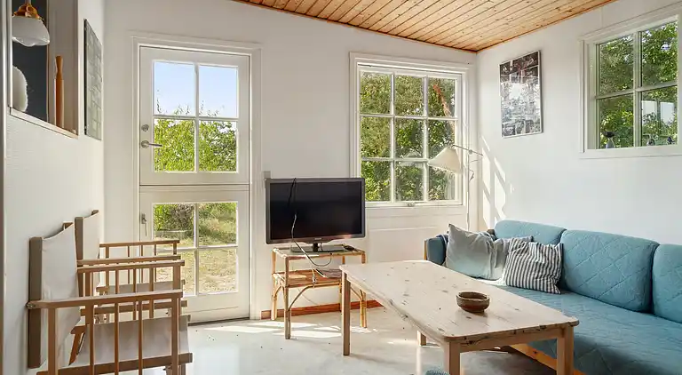 Klassisk sommerhus ved badestrand i Boderne