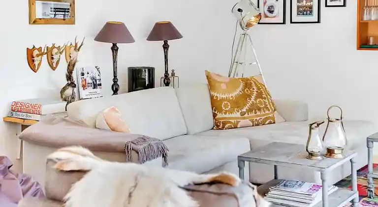 Roligt sommerhusliv kun 50 meter fra stranden