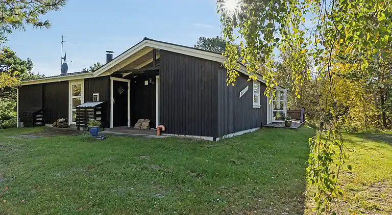 Skønt sommerhus nær strand og natur ved Lyngså